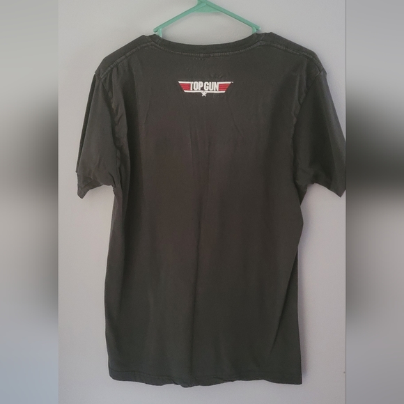 Mens SzL Top Gun Tshirt darker grey color - Picture 4 of 4